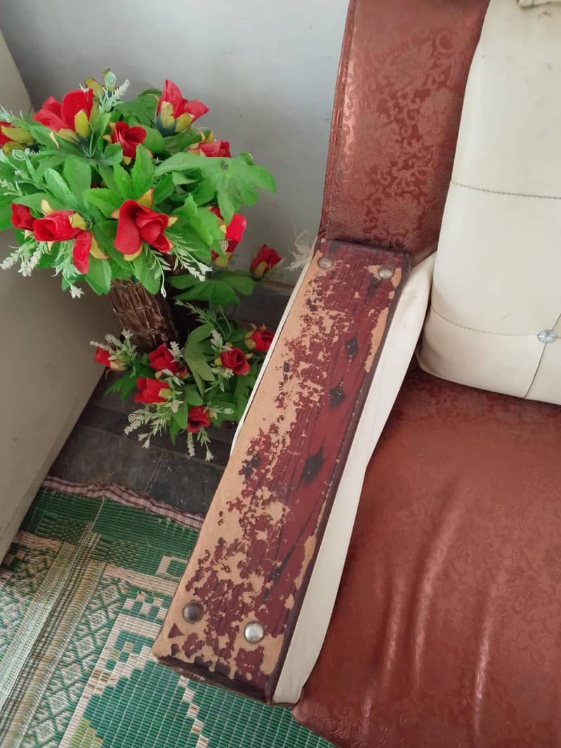 Sofas + Table 5
