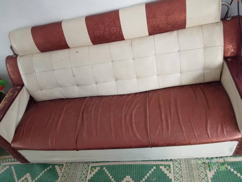 Sofas + Table 6