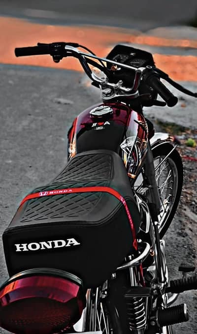 Honda 125 modified condition 10/10