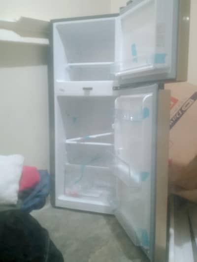 Dawlance refrigerator sealed