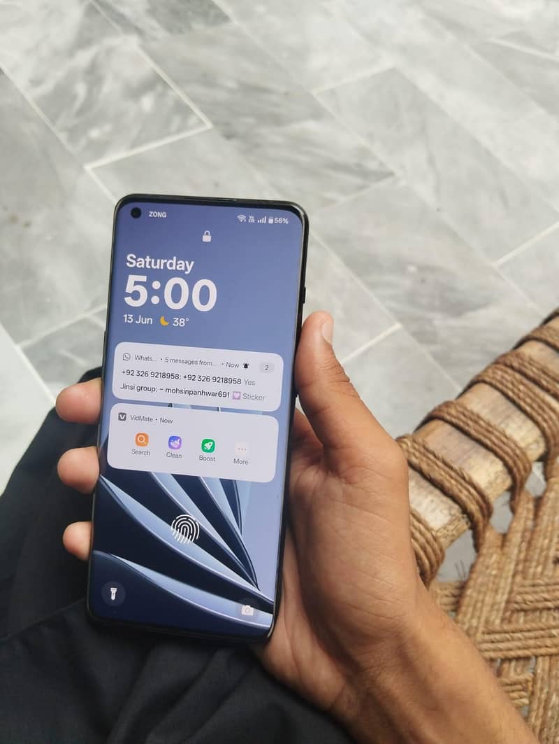 One Plus 10 Pro 1