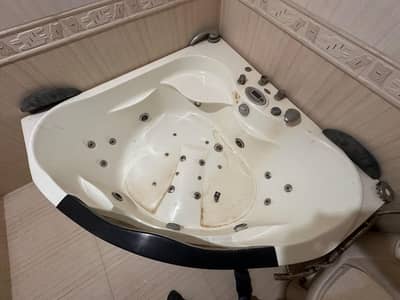 Bath Tub for sale