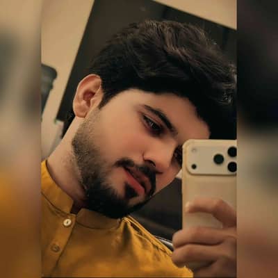 Saqlain Naqvi