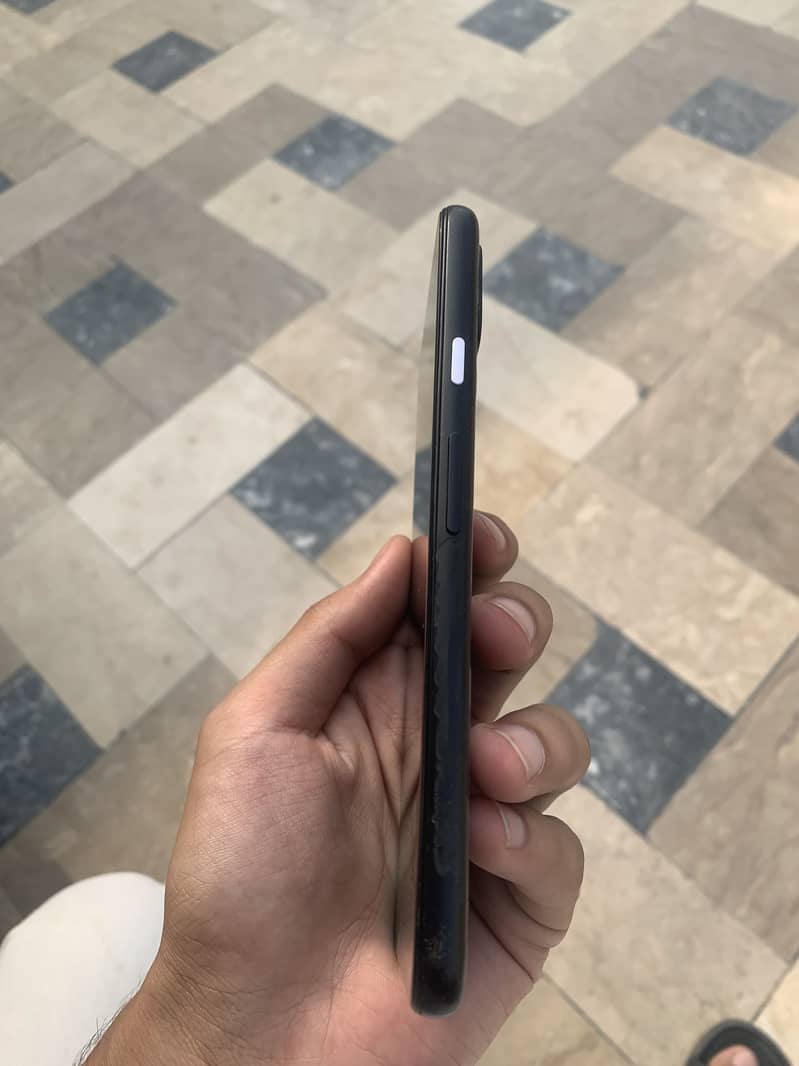 Google Pixel 4a 6