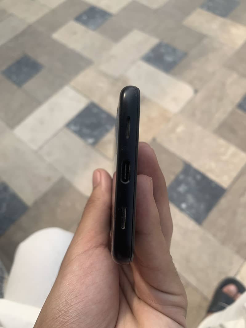 Google Pixel 4a 7