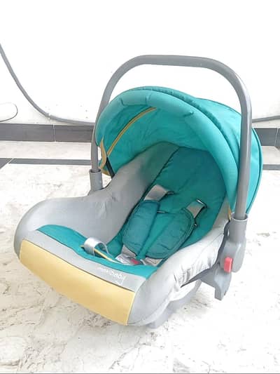 Imported Baby Carry Cot