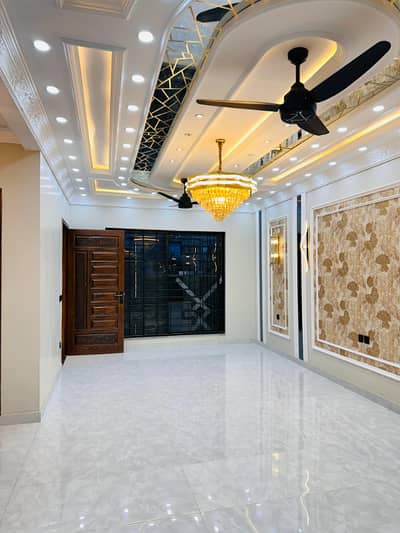 5 Marla Upper Portion Available For Rent In Park View City Lahore