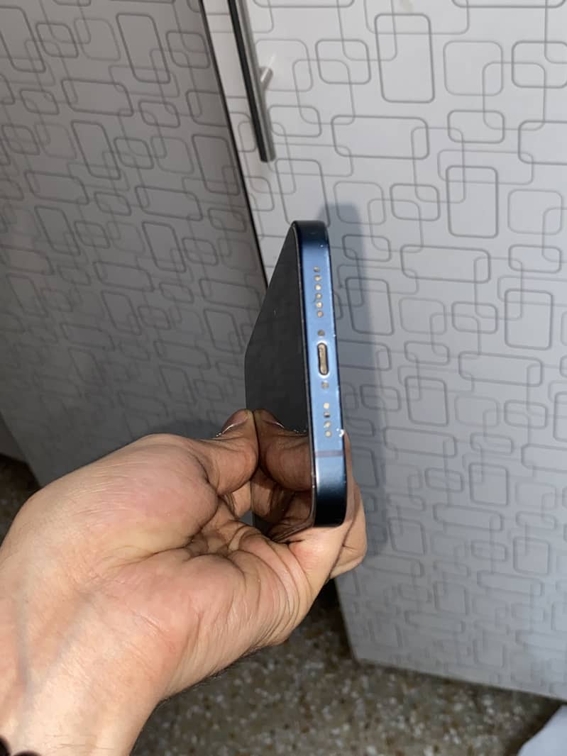 Apple iPhone 14 plus 3