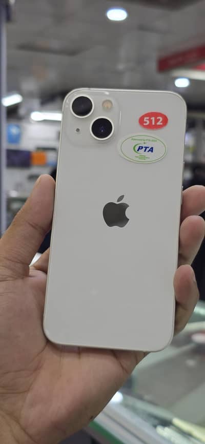 Apple iPhone 13