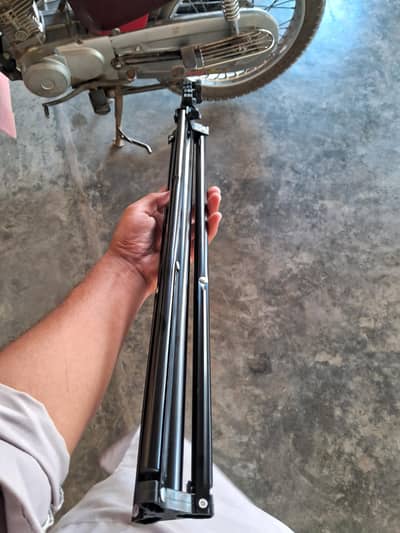 Mobile stand with holder_excellent condition
