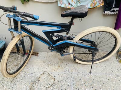 Sports cycle in good condition for sale only in 11k