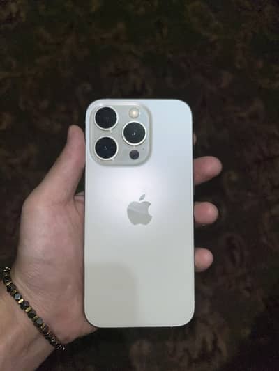 Apple iPhone 15 Pro