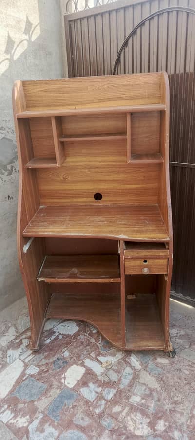 Computer Table