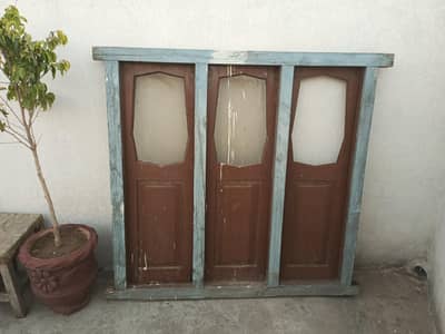 Diyaar wood window