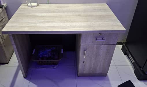 Office Furniture in Brandnew Condition