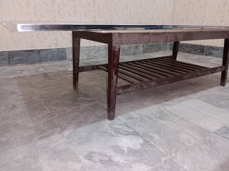 Room Table 4