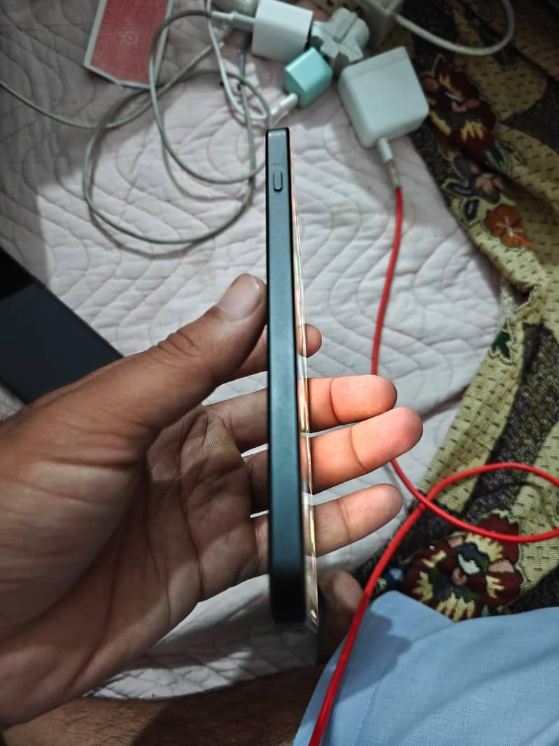 OnePlus 15 6