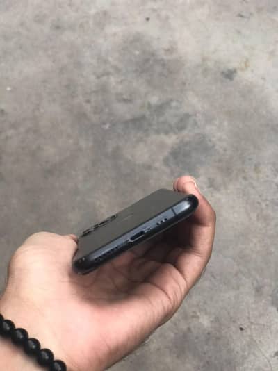 Apple iPhone 11 Pro