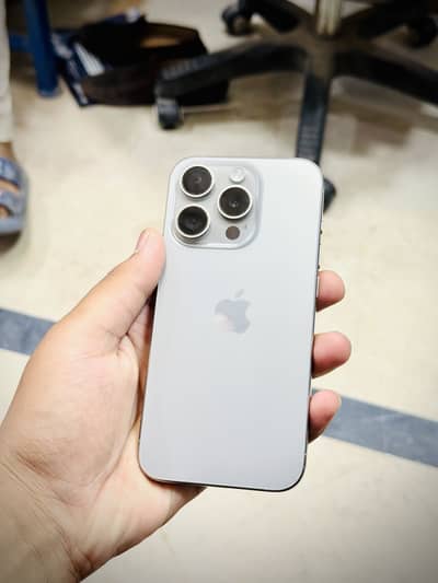 Apple iPhone 15 Pro