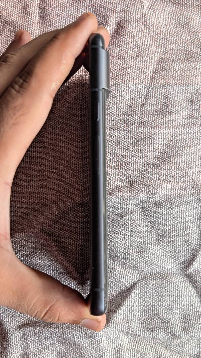 Google Pixel 8 3