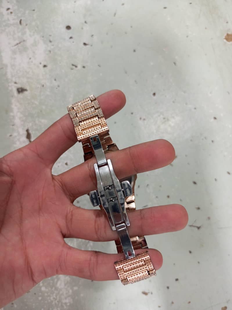 watch 1