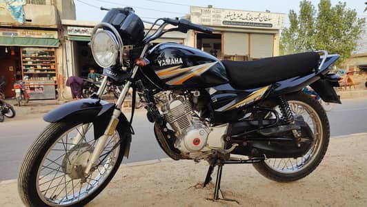 Yamaha YB125Z