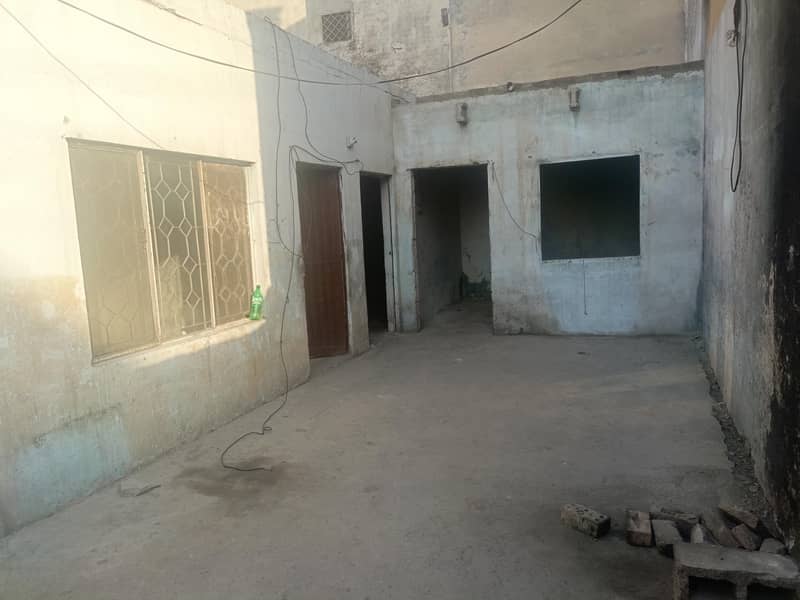 plot 6 marla 1