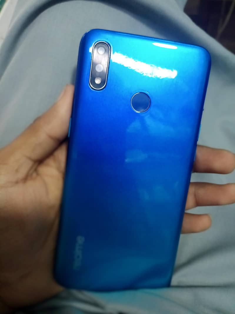 Realme 3 0