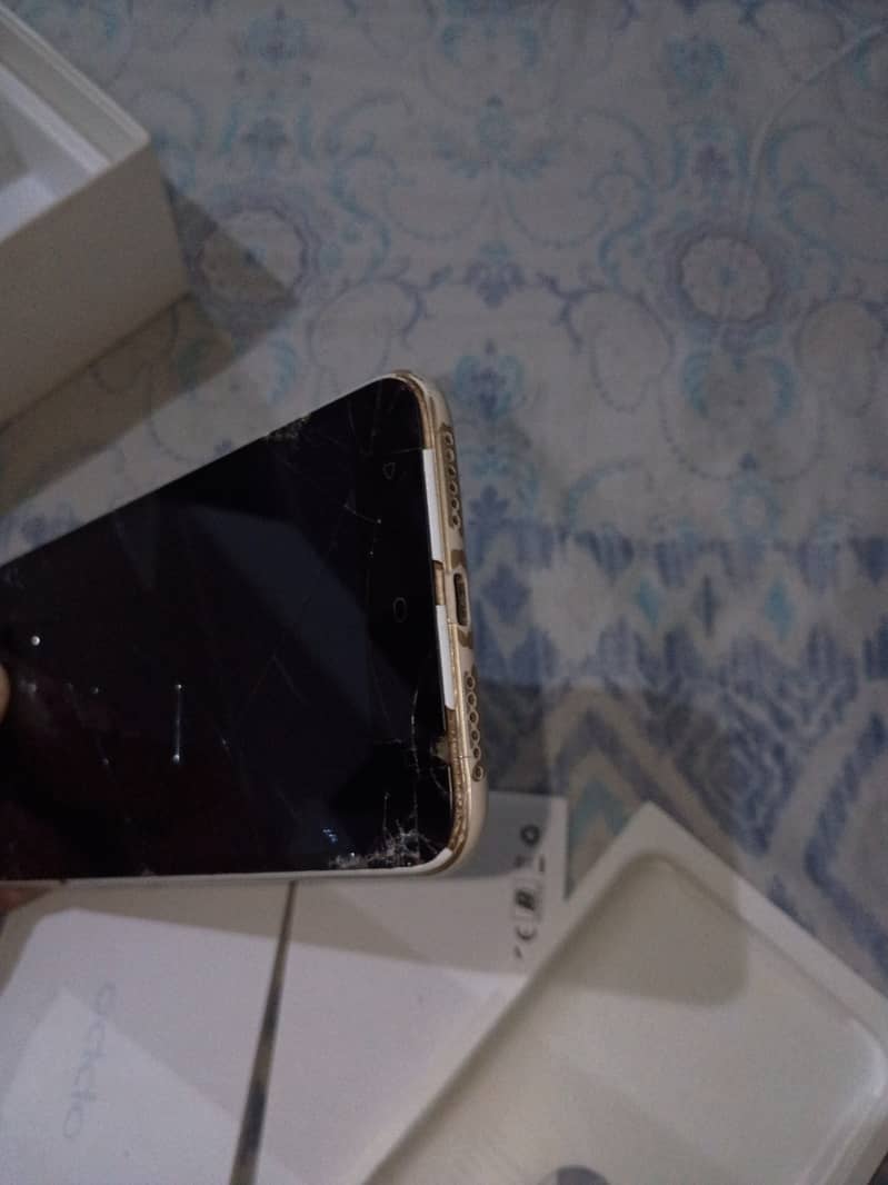 OPPO A71 3