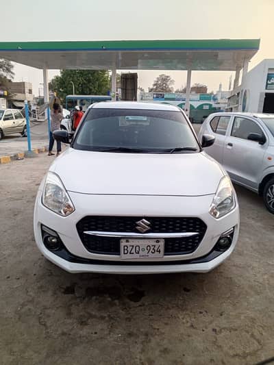 Swift 2024 mid varriant auto