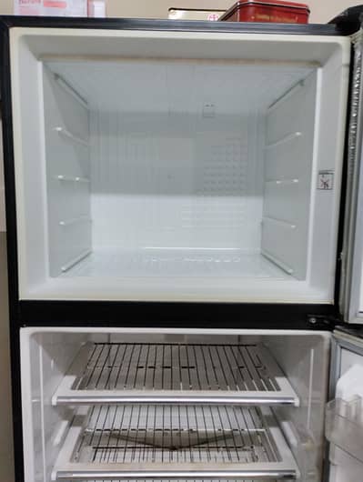 fridge dawlance H Zone full size