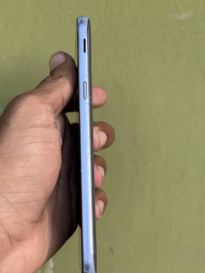 Samsung Mobile J6