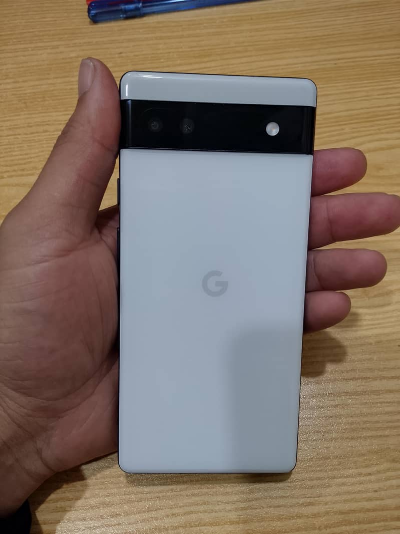 Google Pixel 6a 1