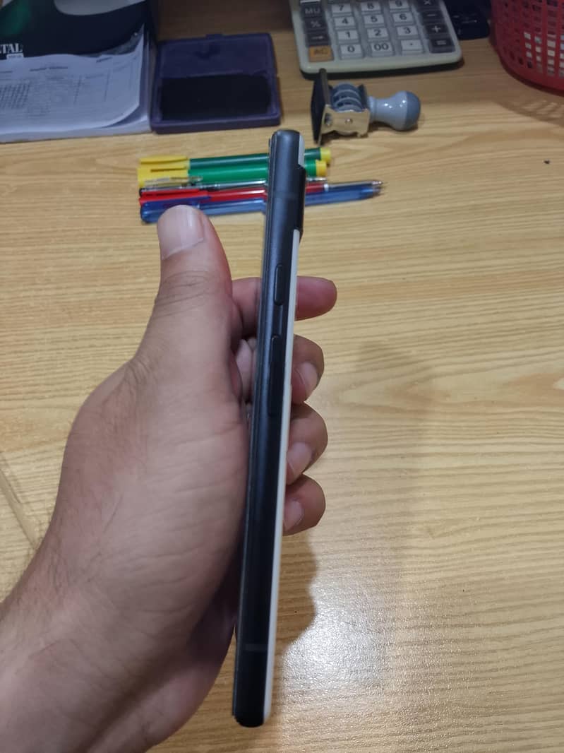 Google Pixel 6a 4