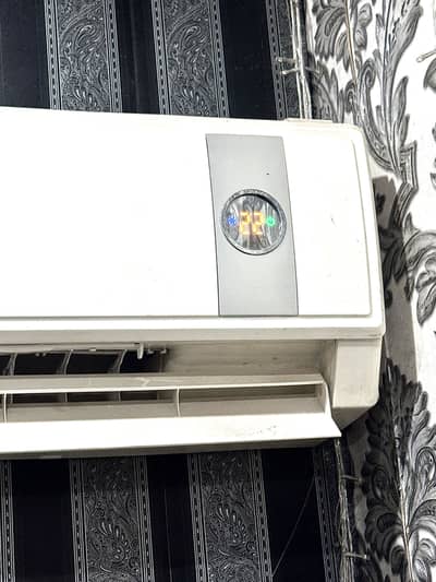 Gree 1.5 Ton Split Non Inverter Most demanding Model GS-18 CZ8/I. Chill