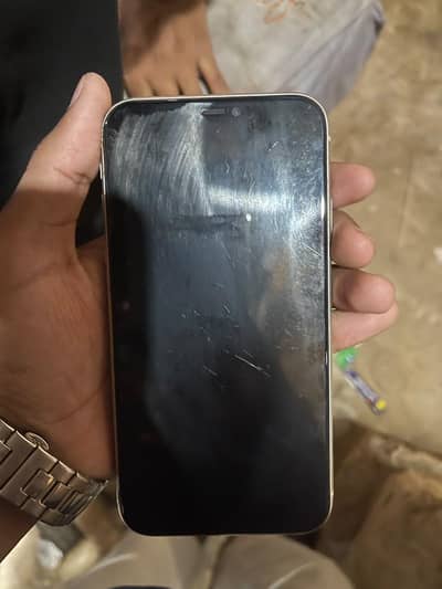 I phone 11 gb 64 battery health 86 face id ok