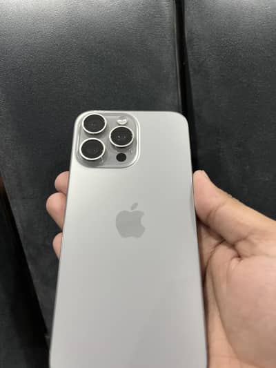 Apple iPhone 15 Pro Max