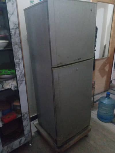 PEL refrigerator