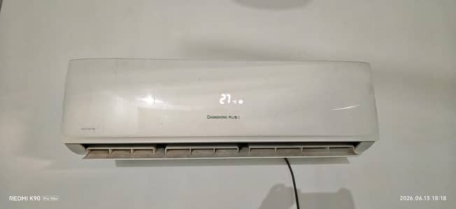 DC inverter 1.5 ton good condition chill cool and good heating