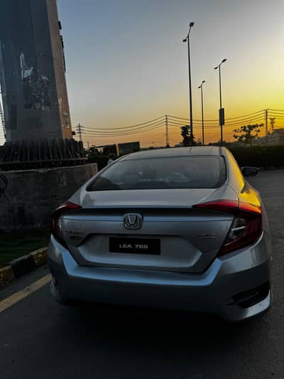 Honda Civic Turbo 1.5 2016