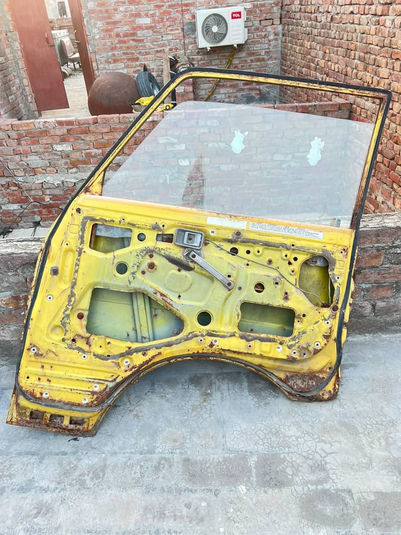 Mazda Van 4