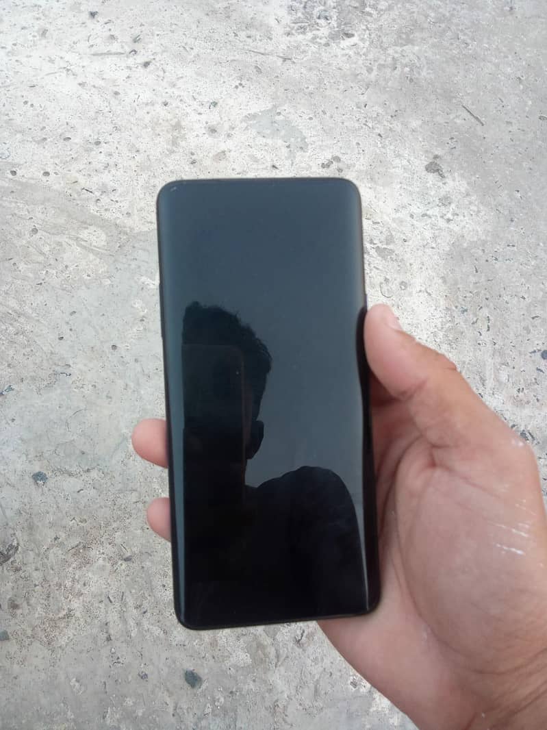 One Plus 7 Pro 1