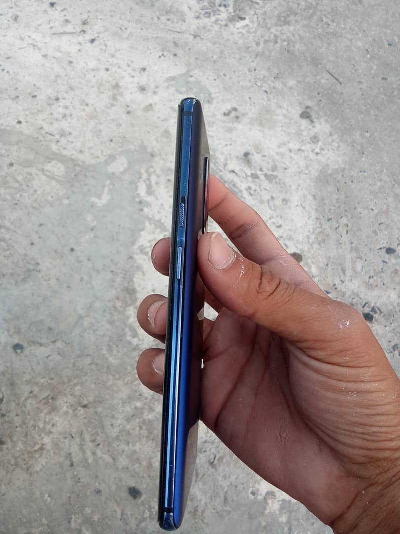One Plus 7 Pro 5