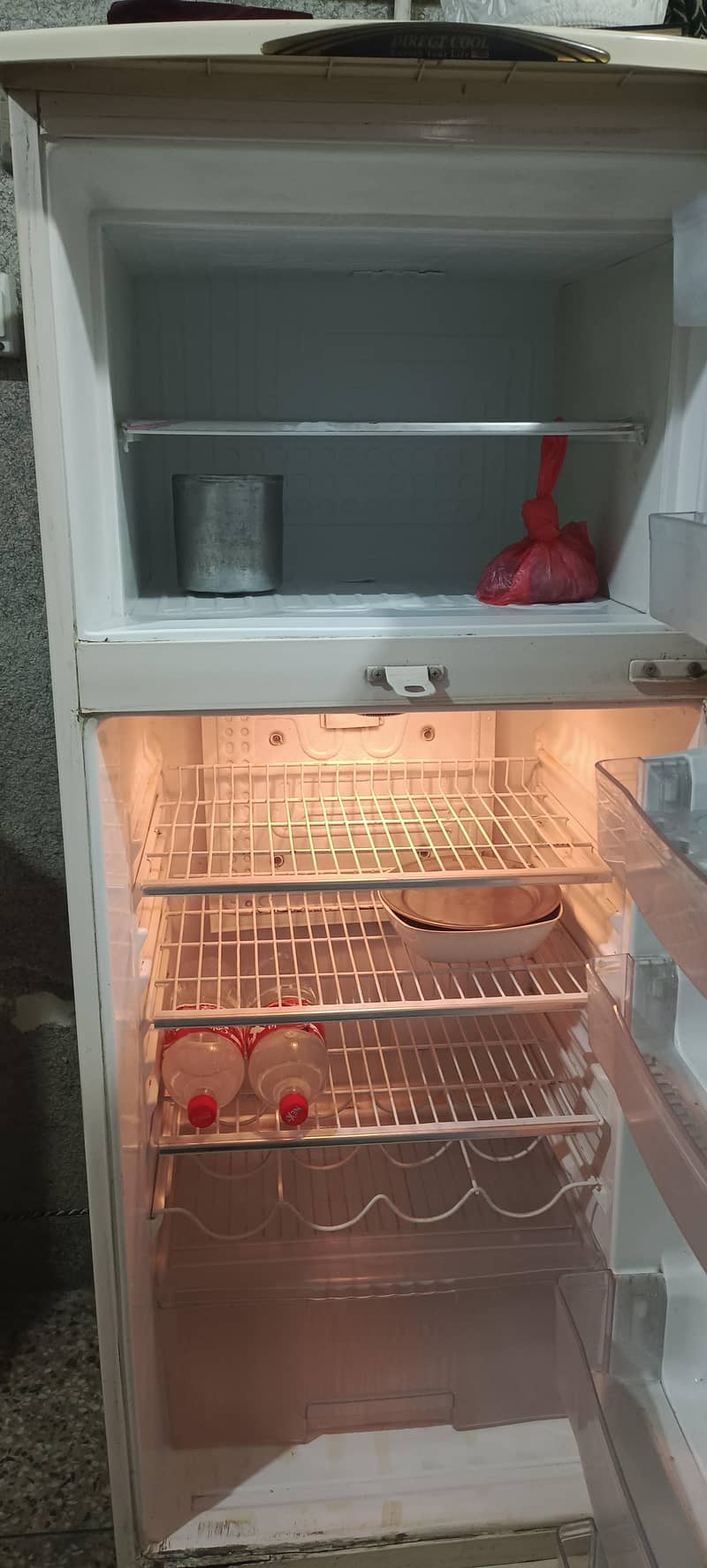 Waves Fridge 2
