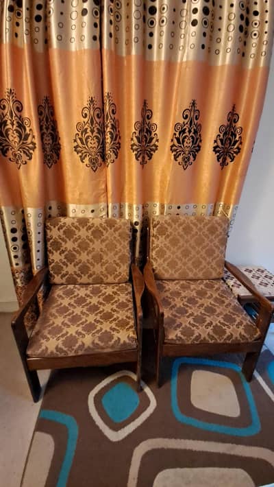 Two bed room chair