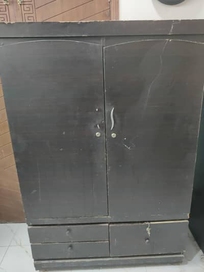 Cupboard 7/10