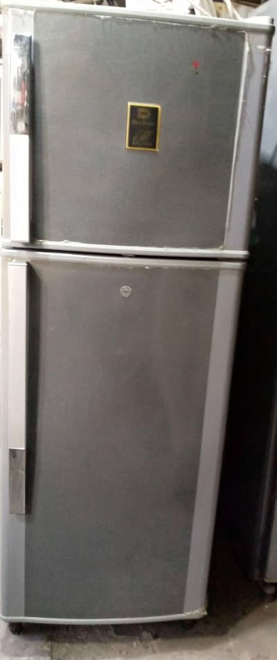 Dawlance fridge Medium size for sale