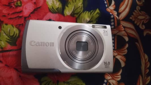 Canon digital camera A3500 IS wifi