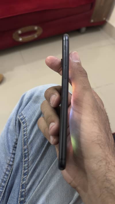 Apple iPhone 7