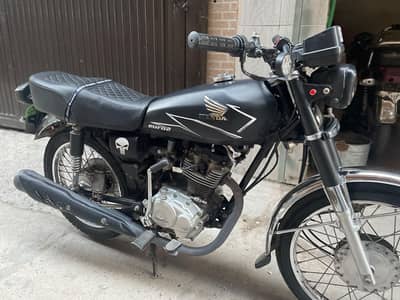 Honda 125 with double, everything original ha is ka sath